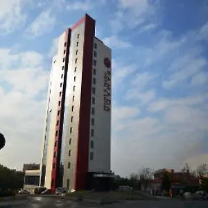 Ramada Plaza By Wyndham Atakoy ***** Estambul