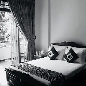 Otel Familia Kandy